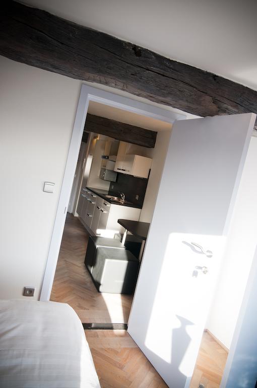 Apartment De Maasnacht Маасейк Экстерьер фото