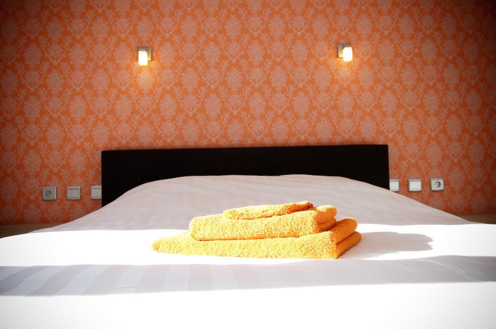 Apartment De Maasnacht Маасейк Экстерьер фото